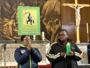 260211 AFRICA Vigilia contra Trata SanJuan de la Cruz parish 17 260211 AFRICA Vigilia contra Trata SanJuan de la Cruz parish 17